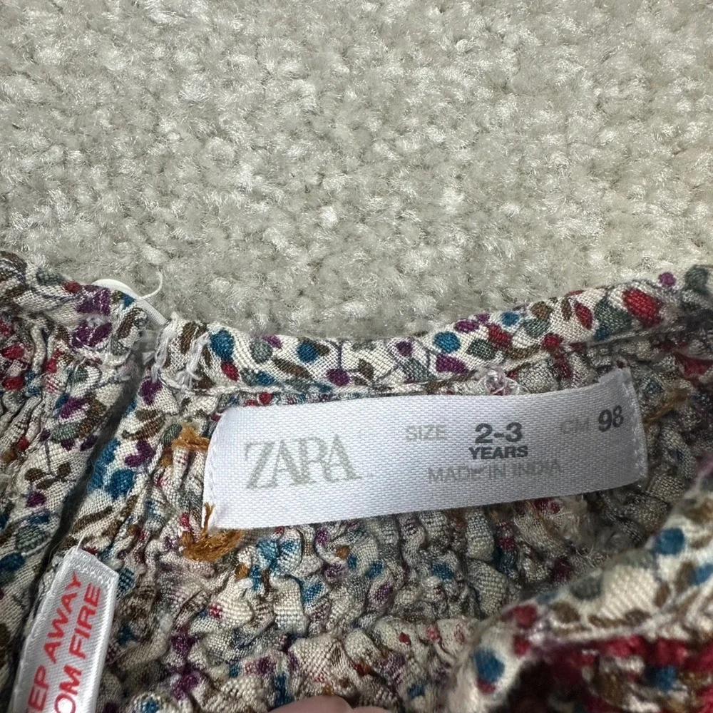 Zara Kids Girls Floral Embroidered Smocked Blouse Peplum Top Multicolor Size 2-3